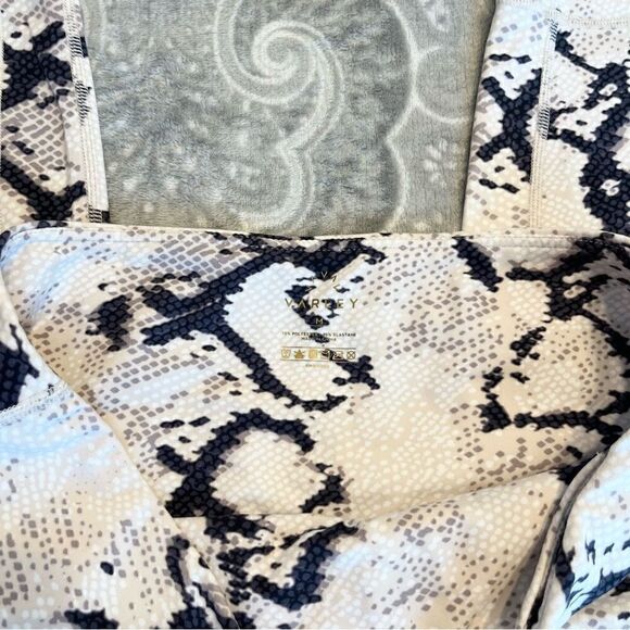 Varley Biona Tight Ivory Snake - Picture 5 of 6